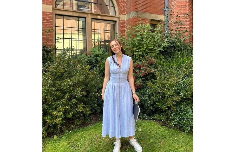 Im Juni 2020 beendete Sophie ihre Behandlung und gilt seitdem als krebsfrei.