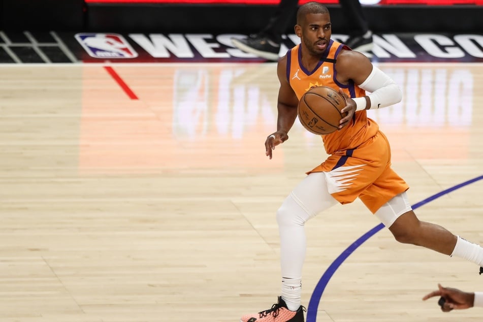 NBA Finals: The Suns stay hot long enough to hold off a comeback from the Bucks in Game 1