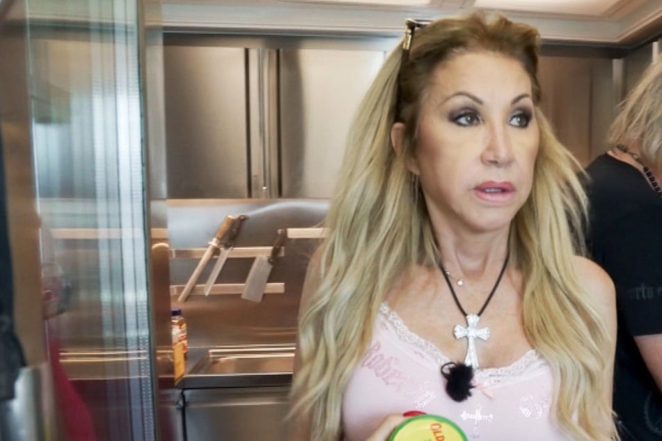 Die Geissens: Carmen Geiss verliert nach Einkauf völlig die Fassung und beleidigt Store-Mitarbeiter