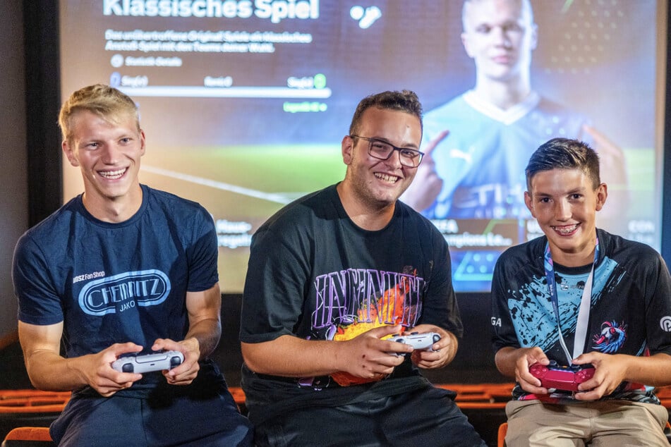 Am Samstag, 18. Oktober ist es endlich soweit: Die Berufswelt geht wieder fließend in die Welt des Gamings über.
