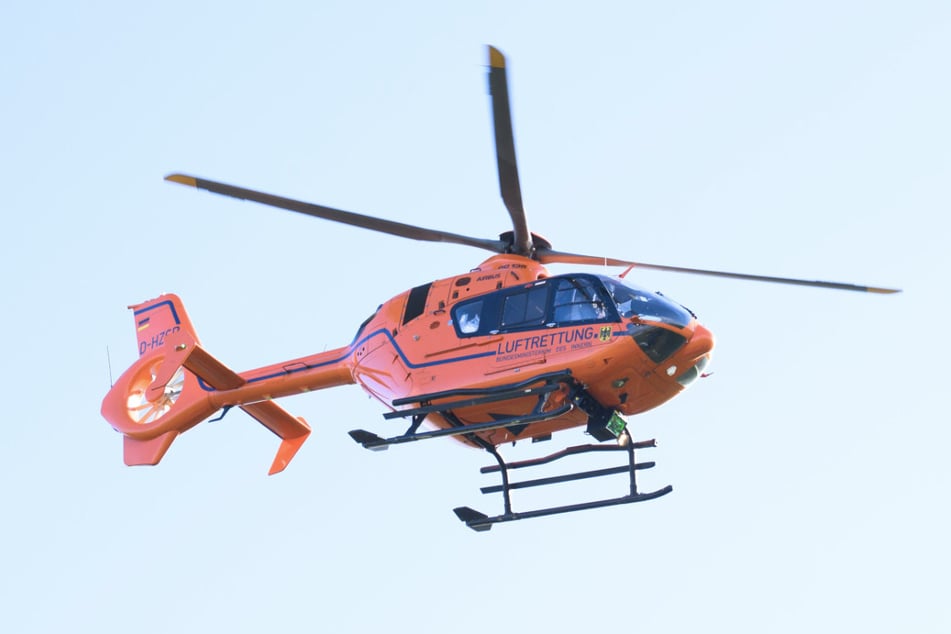 Auch ein Rettungshubschrauber war im Einsatz. (Symbolbild)