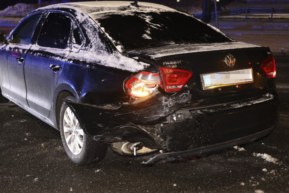 Durch die Wucht des Aufpralls drehte sich der VW um 180 Grad.