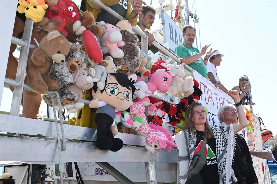 The Handala, which is packed with humanitarian aid, specifically draws attention to its focus on the children of Gaza with an array of stuffed animals attached to the ship.