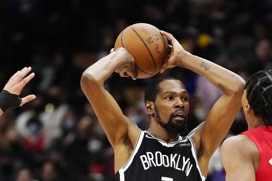 Nets forward Kevin Durant scored a team-high 25 points against the Sixers.