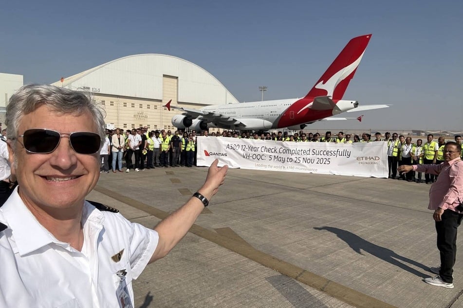 Qantas mogła na początku grudnia odebrać ostatniego, świeżo zmodernizowanego gigantycznego jumbo o nazwie „Paul McGinness”.