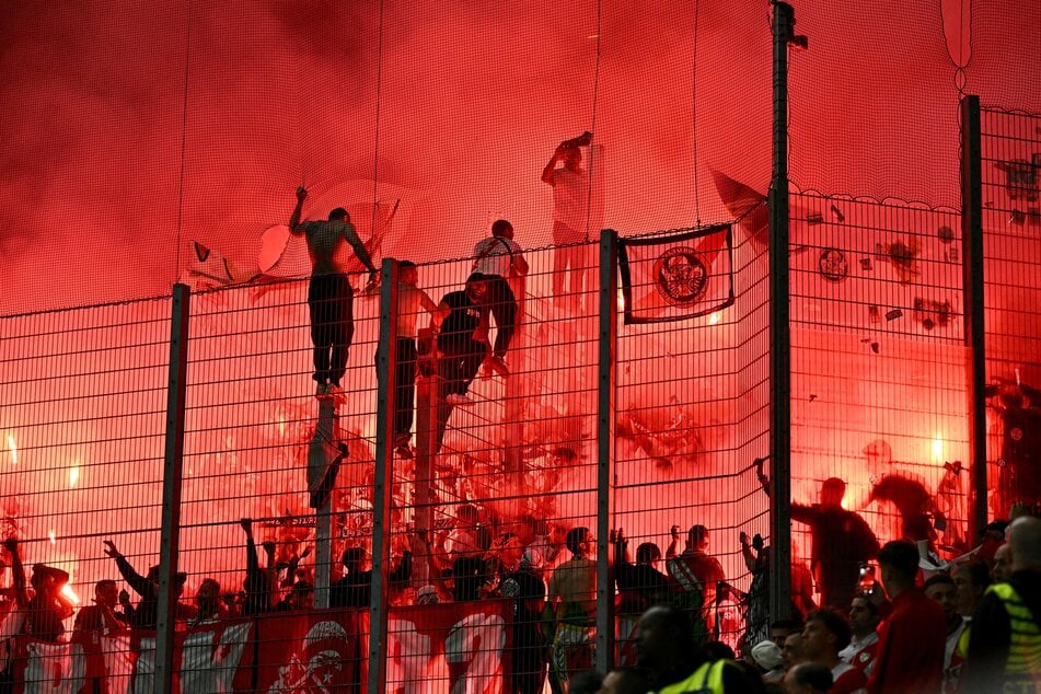 Dass die Fans von Rayo Vallecano ordentlich Stimmung machen können, haben sie spätestens beim Halbfinale bewiesen.