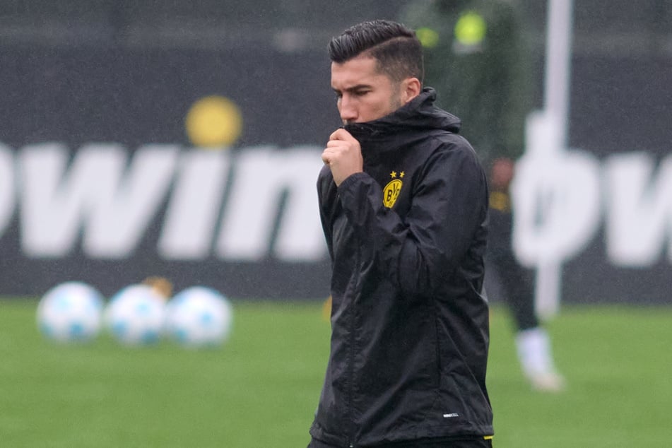 Dortmunds Trainer Nuri Şahin (36) läuft vor dem Pokal gegen Wolfsburg auf der letzten Rille.