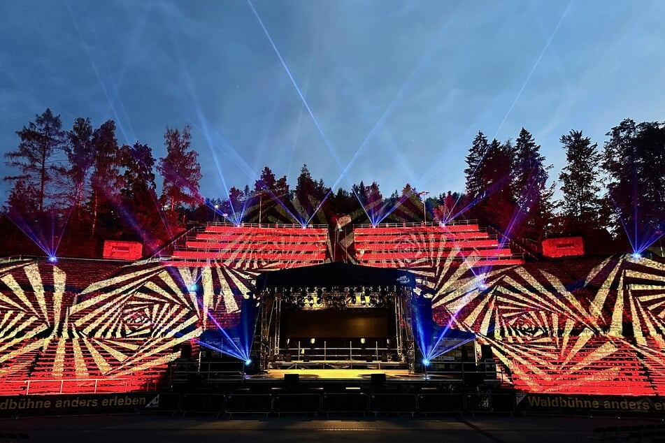 Die Konzerte auf der Waldbühne Schwarzenberg werden von einer einmaligen LED-Show begleitet.