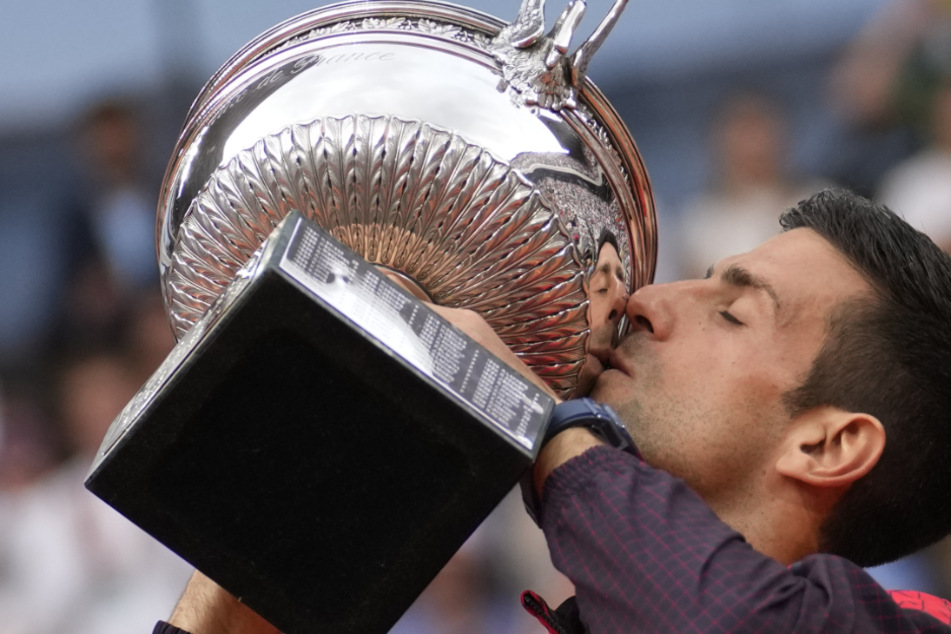 Der "Djoker" schreibt Geschichte! Djokovic gewinnt French Open und feiert Rekord