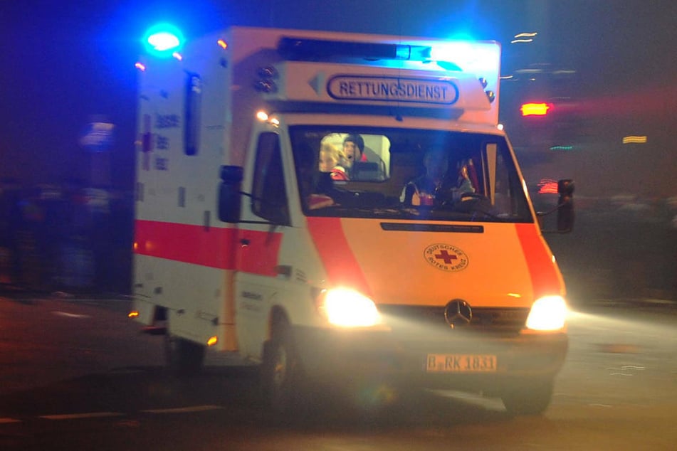 Am Freitagabend ist ein Motorradfahrer bei einem Verkehrsunfall in Berlin-Buckow mit seiner Maschine gestürzt und hat sich dabei schwer verletzt. (Symbolfoto)