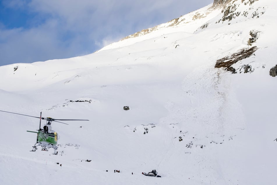 45 Minuten lang versuchten die Einsatzkräfte, den 12-jährigen Jungen aus der Ukraine wieder zurück ins Leben zu holen, doch jegliche Bemühung war vergebens. (Symbolbild)