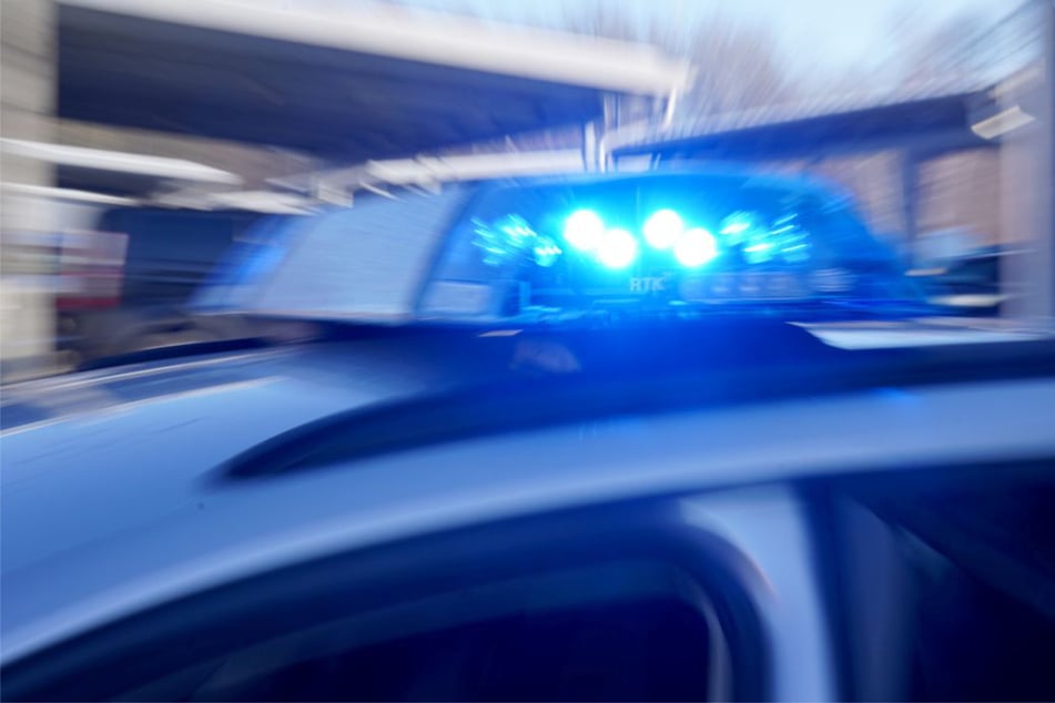 Messer gezückt: Männergruppe geht in Mannheim auf Trio los