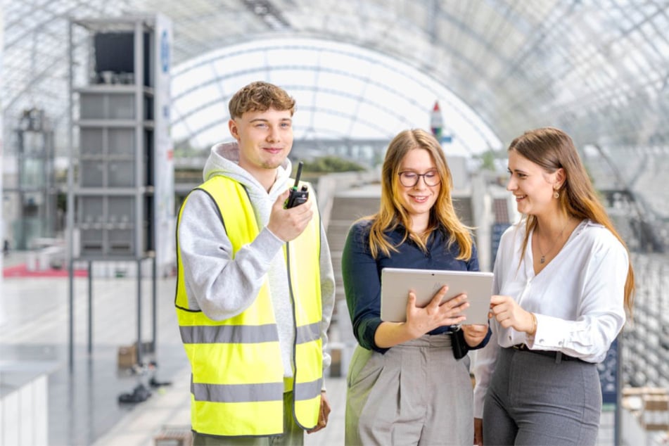 Bei der Leipziger Messe ist die Ausbildung geprägt von realen Projekten, starken Teams und vielfältigen Wege von Technik bis Kreativität.