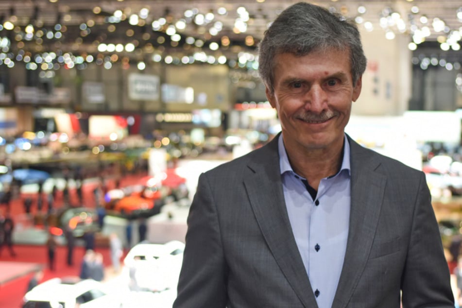 Ferdinand Dudenhöffer erwartet drastischen Stellenabbau in Autoindustrie.