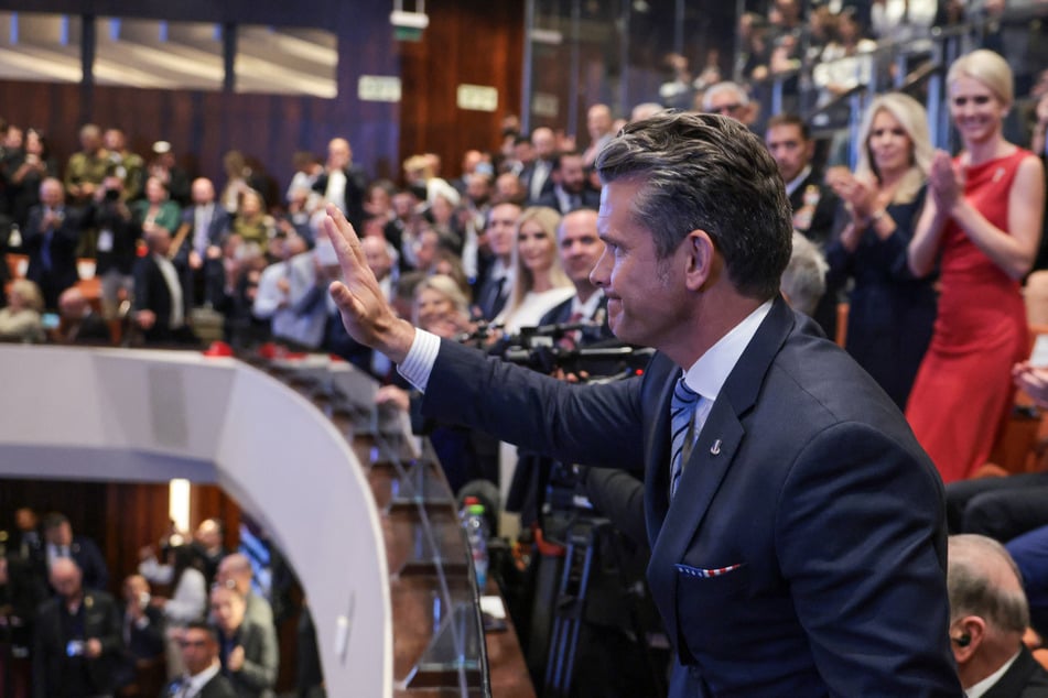 Defense Secretary Pete Hegseth boasted about having overweight troops replaced after failing to meet his new physical standards.