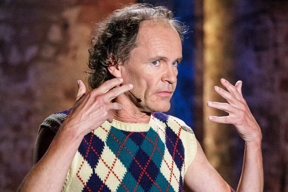 Olaf Schubert (58) und acht weitere Kandidaten sind bereits bekannt. Wer wird als Nummer zehn bei der kommenden "LOL"-Staffel dabei sein?