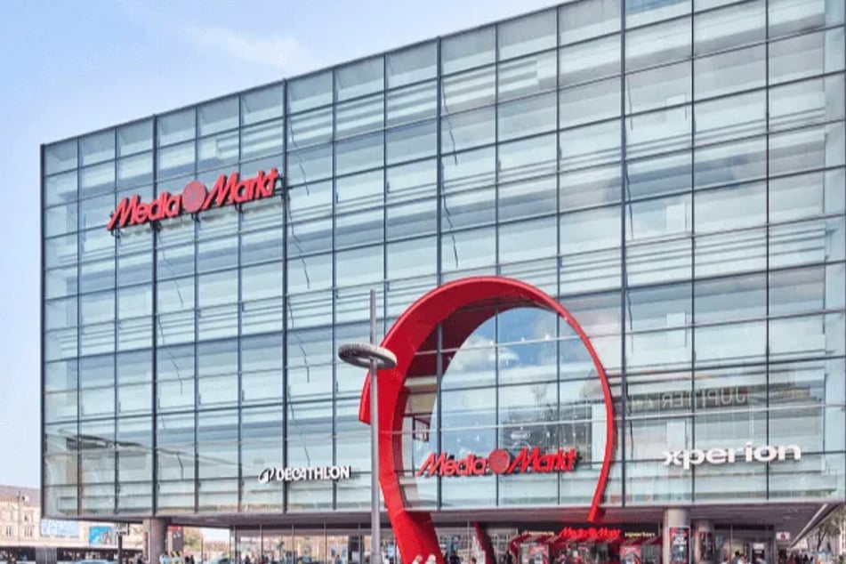 Der größte MediaMarkt Europas hat Smartwatches am Samstag (27.6.) im Angebot