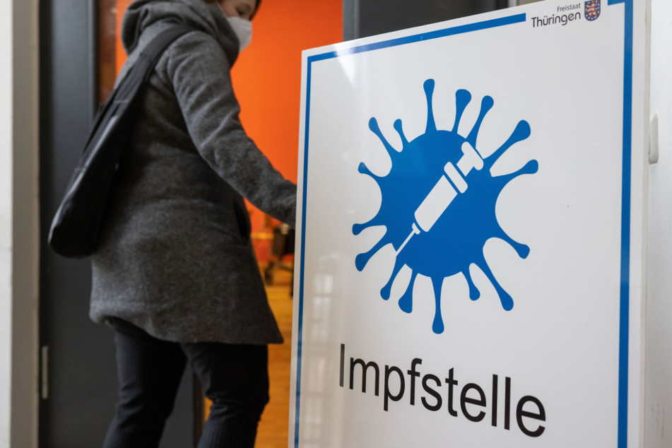 Seit dem frühen Nachmittag sind die Impfstellen in Thüringen wieder geöffnet.
