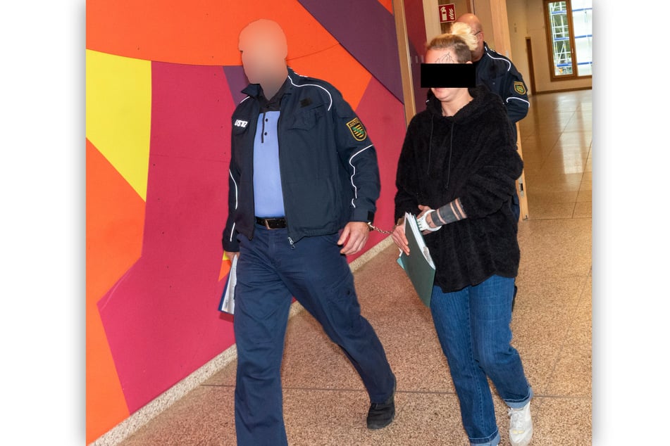 Adina G. (28) brachte ihre Hundeliebe hinter Gitter.