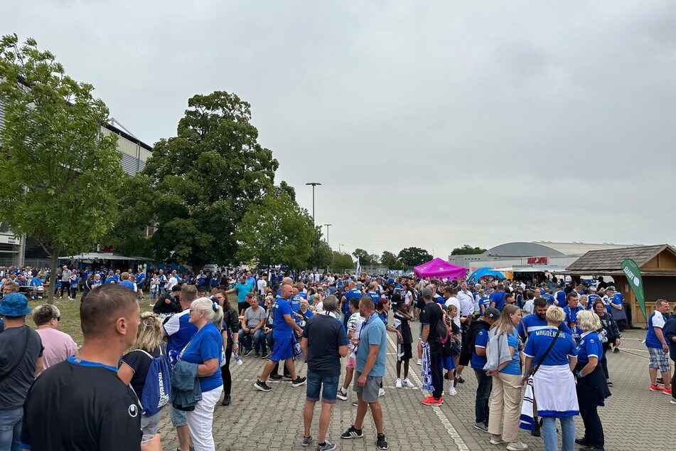 Zahlreiche Fans wollten sich die Saisoneröffnung des 1. FC Magdeburg natürlich live im Stadion anschauen.