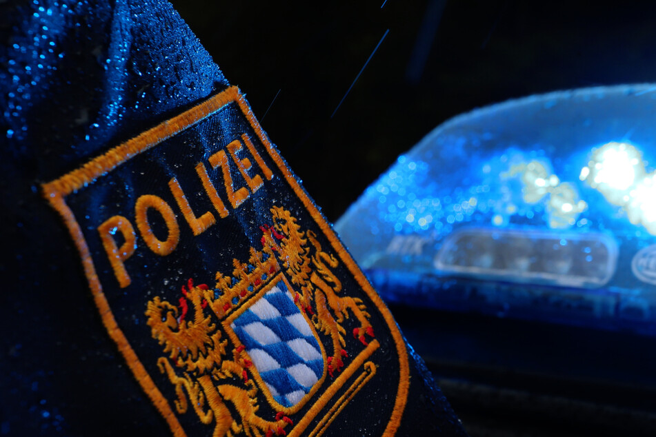 Die Münchner Polizei ermittelt nach einem Angriff auf ein Kind. (Symbolbild)