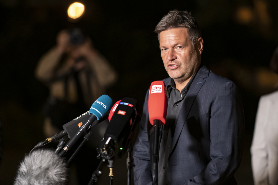 Der heimliche Strippenzieher im grünen Hintergrund? Robert Habeck (52, die Grünen) rückt immer mehr in den Vordergrund der Partei.