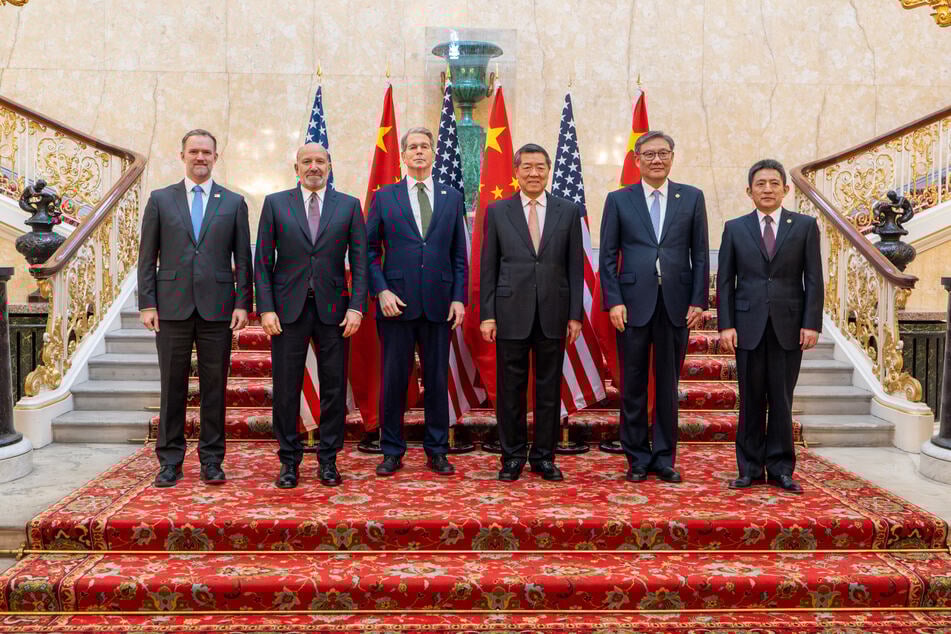 US and China announce key agreement after London trade talks