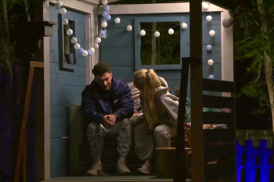 Auch Emma Fernlund (24) versucht, Maki zu beeinflussen.