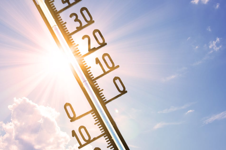 Auch in der kommenden Woche klettern die Temperaturen über 30 Grad. (Symbolbild)