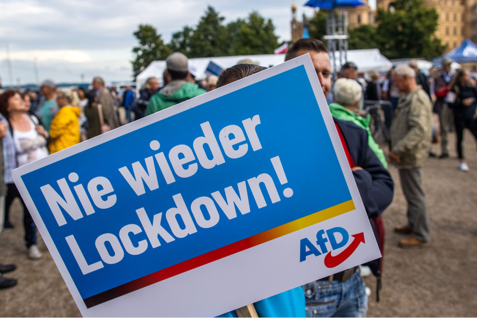 Studie zeigt: Corona-Zahlen steigen dort, wo AfD am stärksten gewählt wird