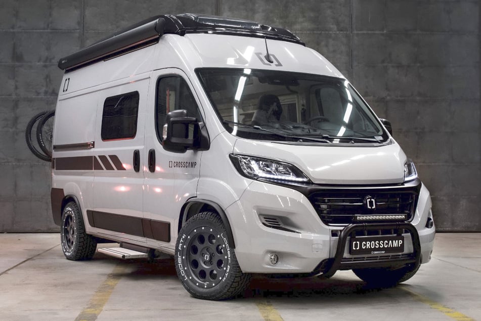 Ob im Urlaub oder Alltag – der Crosscamp Van Flex 541 ist ein verlässlicher Begleiter.