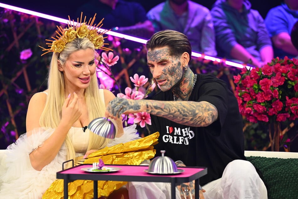 Werden hoffentlich zu ihren Skandalen auspacken: Kim Virginia (31) und Nikola Grey (30).