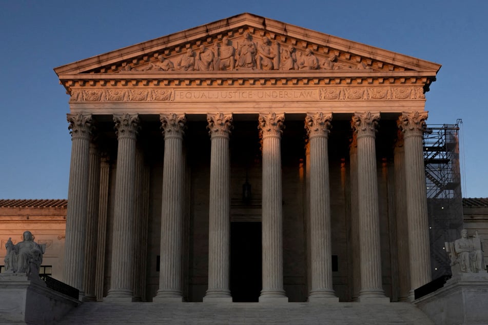 Supreme Court greenlights Trump's bid to revoke legal status of over 500,000 migrants