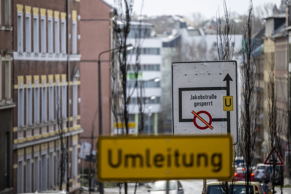Baustellen Chemnitz: Neue Vollsperrungen ab Montag: Baustellen in Chemnitz und Umgebung