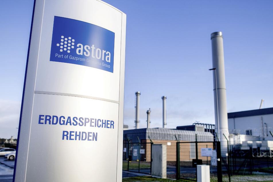 Im niedersächsischen Rehden befindet zwar sich ein großer Erdgasspeicher. Dieser gehört allerdings zu astora GmbH einem Tochterunternehmen von Gazprom.