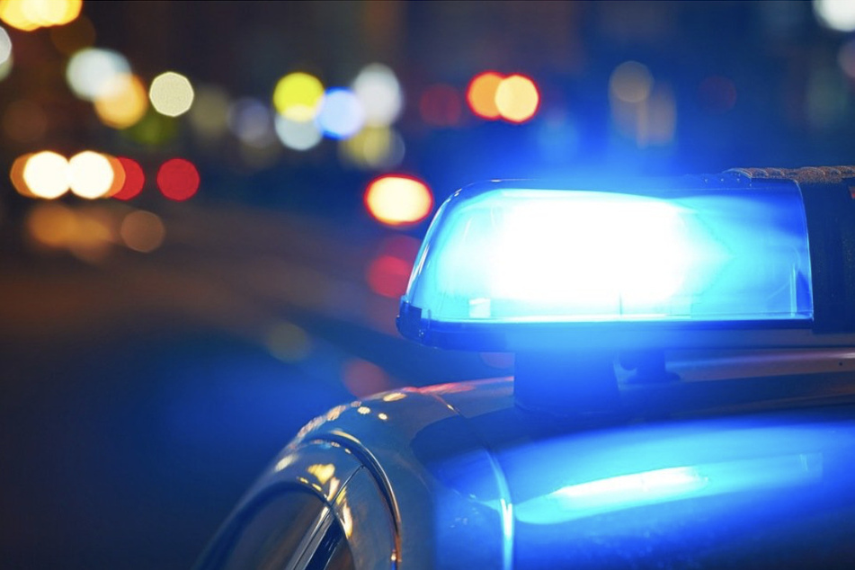 Am Abend nach dem ersten Überfall erstattete der junge Mann Anzeige bei der Polizei. Am nächsten Tag musste er erneut die Beamten alarmieren. (Symbolbild)