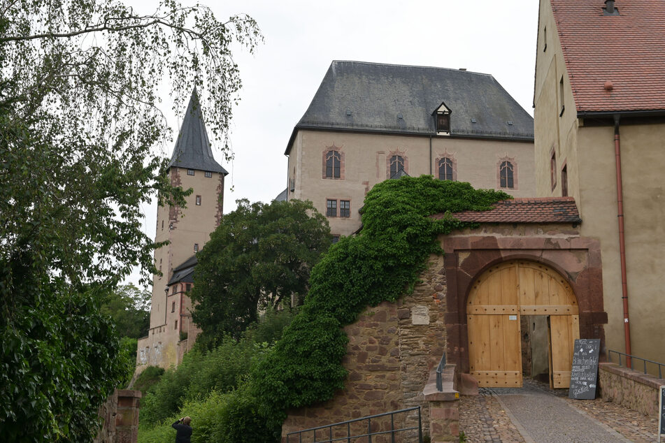 Im Schloss Rochlitz könnt Ihr, passend zum 1. April, kuriose Anekdoten kennenlernen.