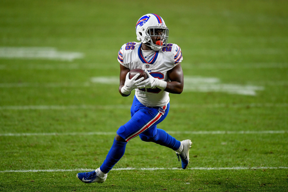 Bills running back Devin Singletary rushed for two touchdowns on Saturday night.