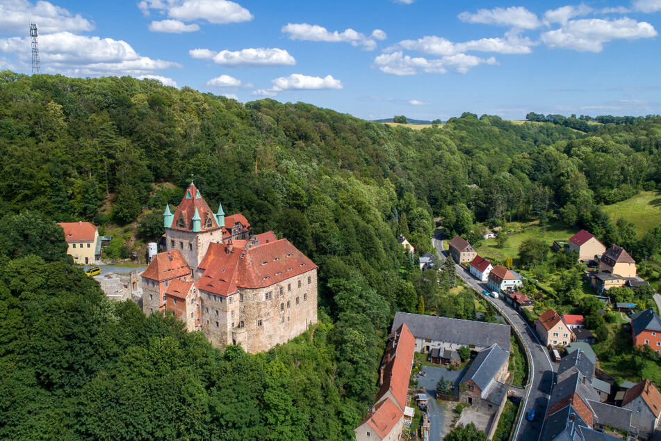 Anmutig wacht Schloss Kuckuckstein über das beschauliche Liebstadt.