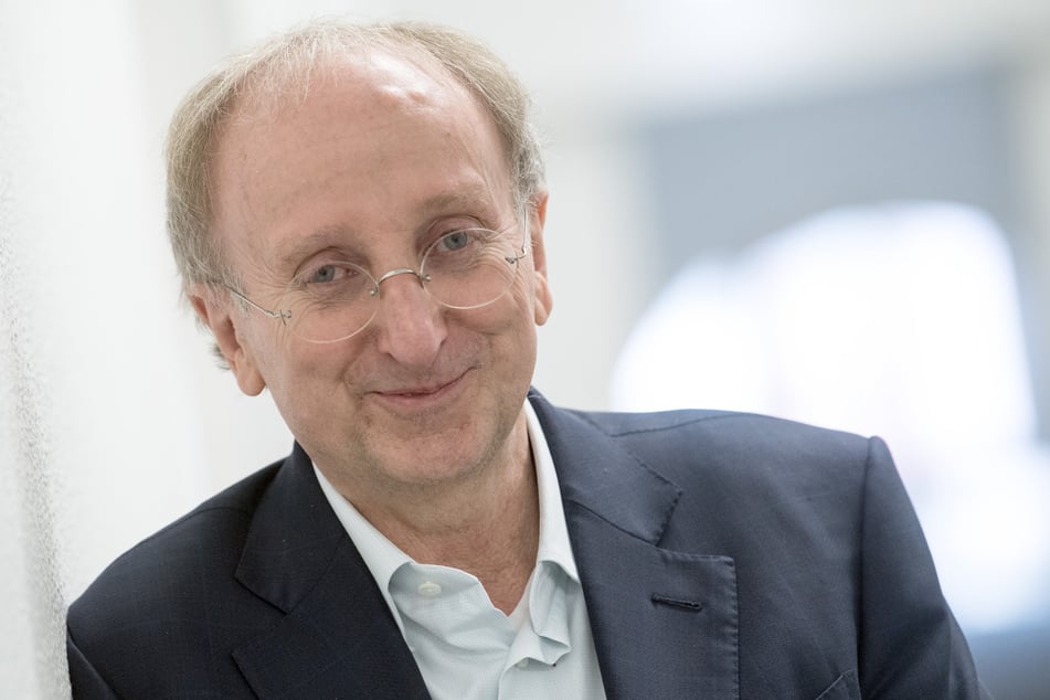 Wilfried Schulz (74) fürchtet große Bedrohung von rechts.