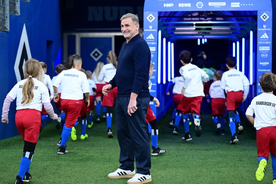 Stefan Kuntz (63) kam im Mai 2024 zum HSV, mit ihm gelang die Rückkehr in die Bundesliga.