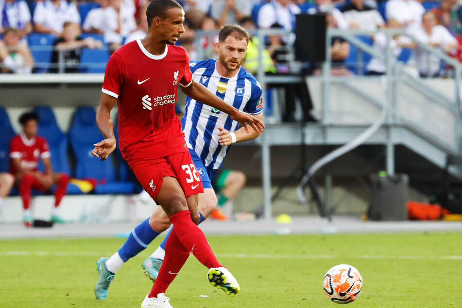 Der Ex-Liverpooler Joel Matip (32) könnte den deutschen Nationalspieler bei Bayer 04 Leverkusen ersetzen.