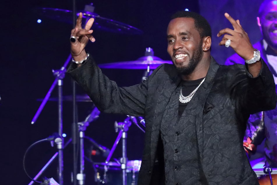 Después de una sentencia suave: P. Diddy recibió un aplauso atronador de sus compañeros de celda