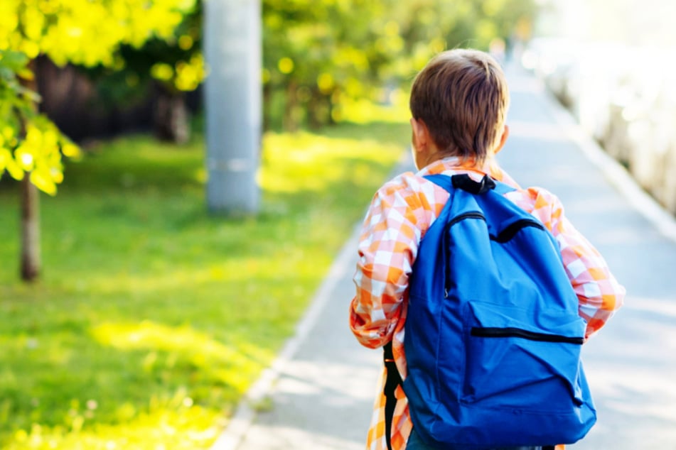 Wie schützt Ihr Euer Kind auf dem Schulweg? Diese o2-Watch hat die Antwort