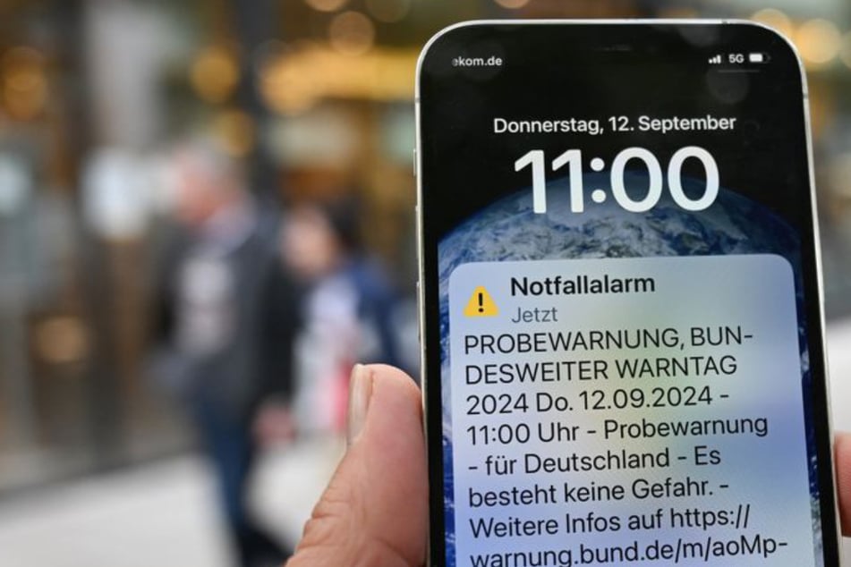 Kein Grund zur Sorge: Am Donnerstag dröhnen Handys und Sirenen