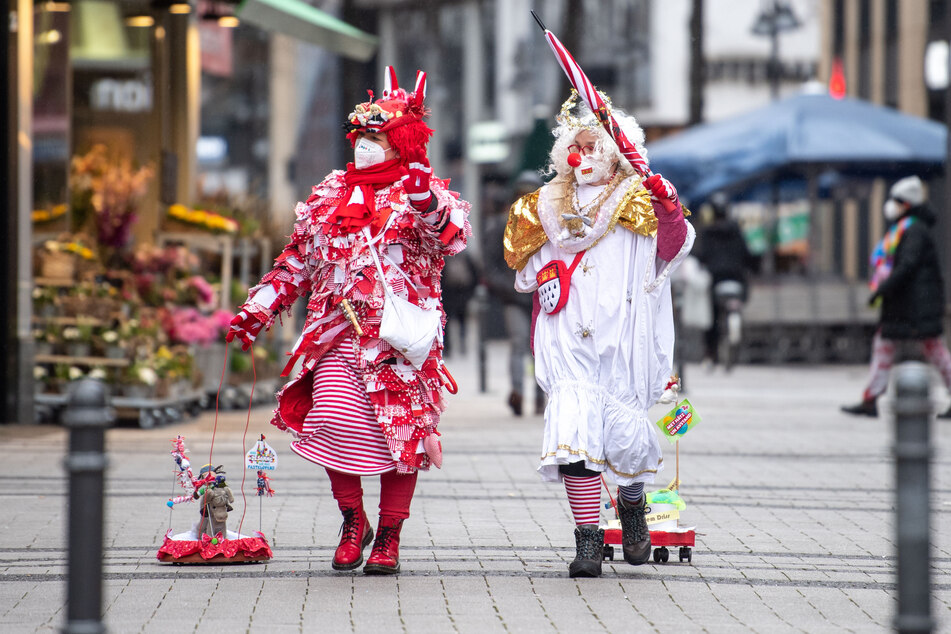 In NRW kann endlich wieder Karneval gefeiert werden - allerdings unter strengen Corona-Auflagen.