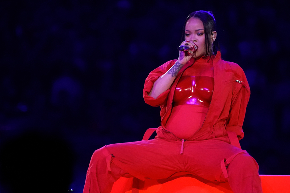 Mehr Zuschauer als das Spiel! Rihannas Streams schießen nach Super-Bowl-Auftritt durch die Decke