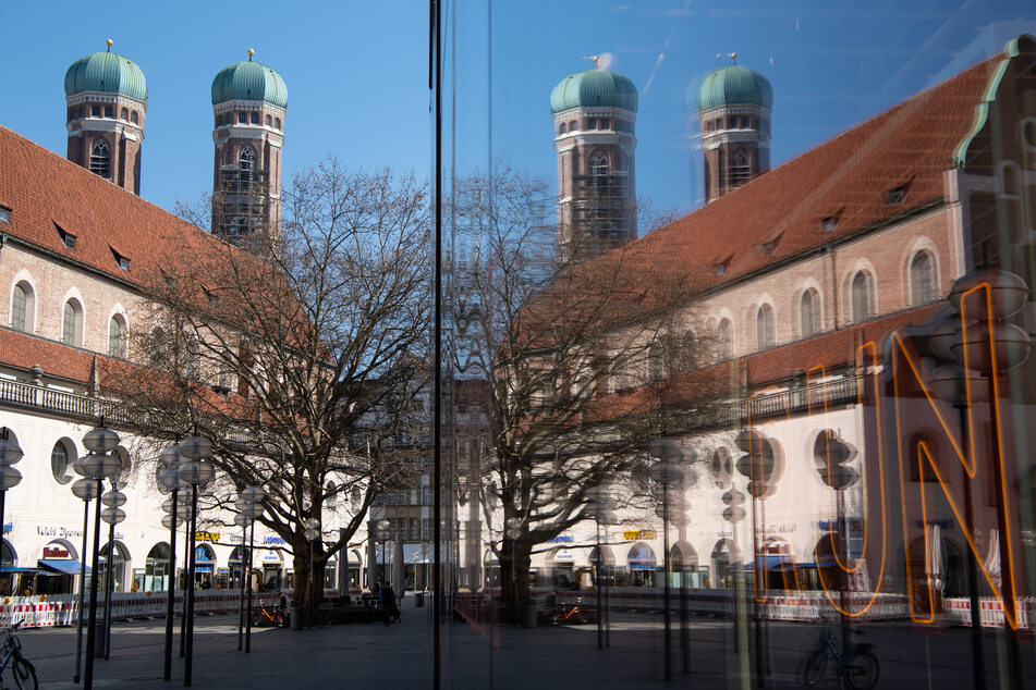 In der bayerischen Landeshauptstadt wurden 158 neue Coronavirus-Fälle bestätigt. (Symbolbild)