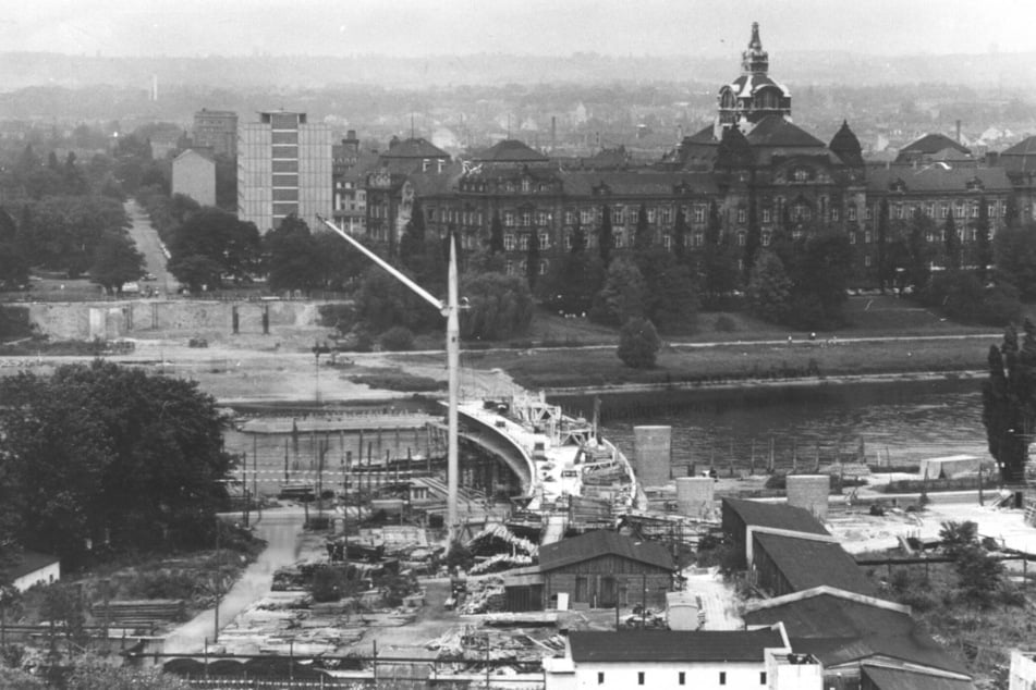 Seit dem Teileinsturz vom 11. September stellt sich auch die Frage nach dem Ersatzneubau.