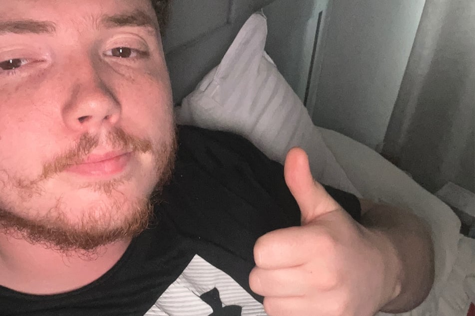 Der 25-Jährige hatte einen monatelangen Ärzte-Marathon hinter sich, bei dem keiner der Mediziner die wahre Ursache für sein Leiden herausfand.